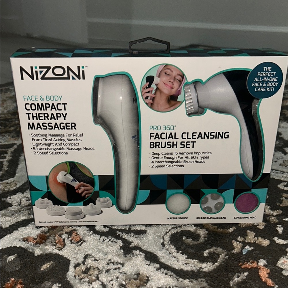 Nizoni Black and White Facial Cleanser Set with Multiple Brush Heads